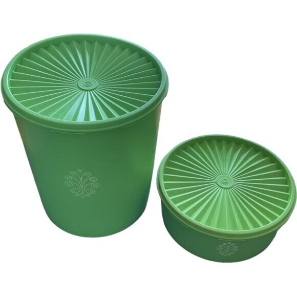 2 Vintage Tupperware Harvest Green Containers - Picture 4 of 10